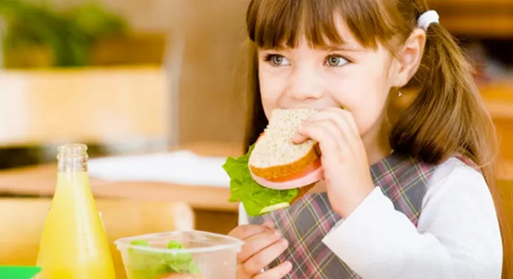 Çocuklar İçin Tehlikeli Besinler