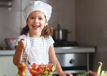 Çocuklarda Beslenme Nasıl Olmalıdır?