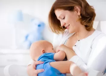 Emziren Annenin Uzak Durması Gereken 6 Besin