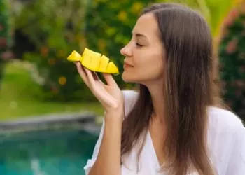 Mangonun Faydaları – Kalbi Korur ve Kilo Vermeye Yardımcı Olur!