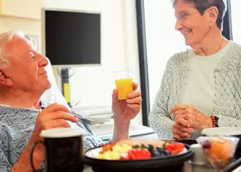 Yaşlı Hastalarda Beslenme Nasıl Olmalıdır?