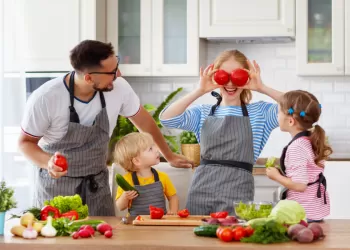 Coronadan Korunmak İçin Nasıl Beslenmeliyiz?