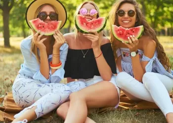 Mevsime Uygun Beslenme - Meyve Yemenin Önemini Fark Edin!