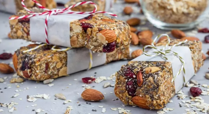 Öğün Aralarında Ne Yiyeceğim Diye Düşünenlere 7 Sağlıklı Atıştırmalık Fikri